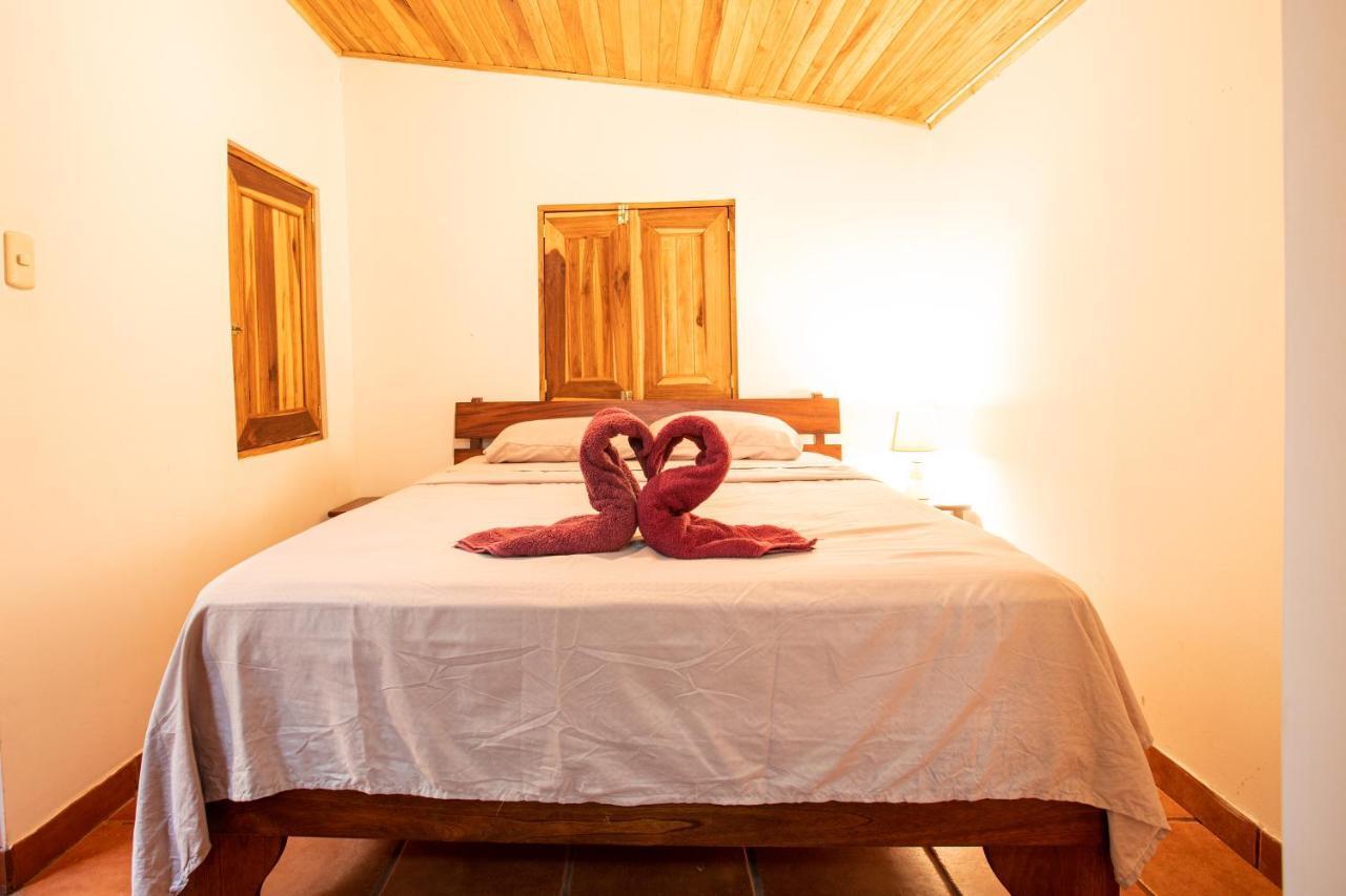 Pochote Lodge Guayabo  Luaran gambar